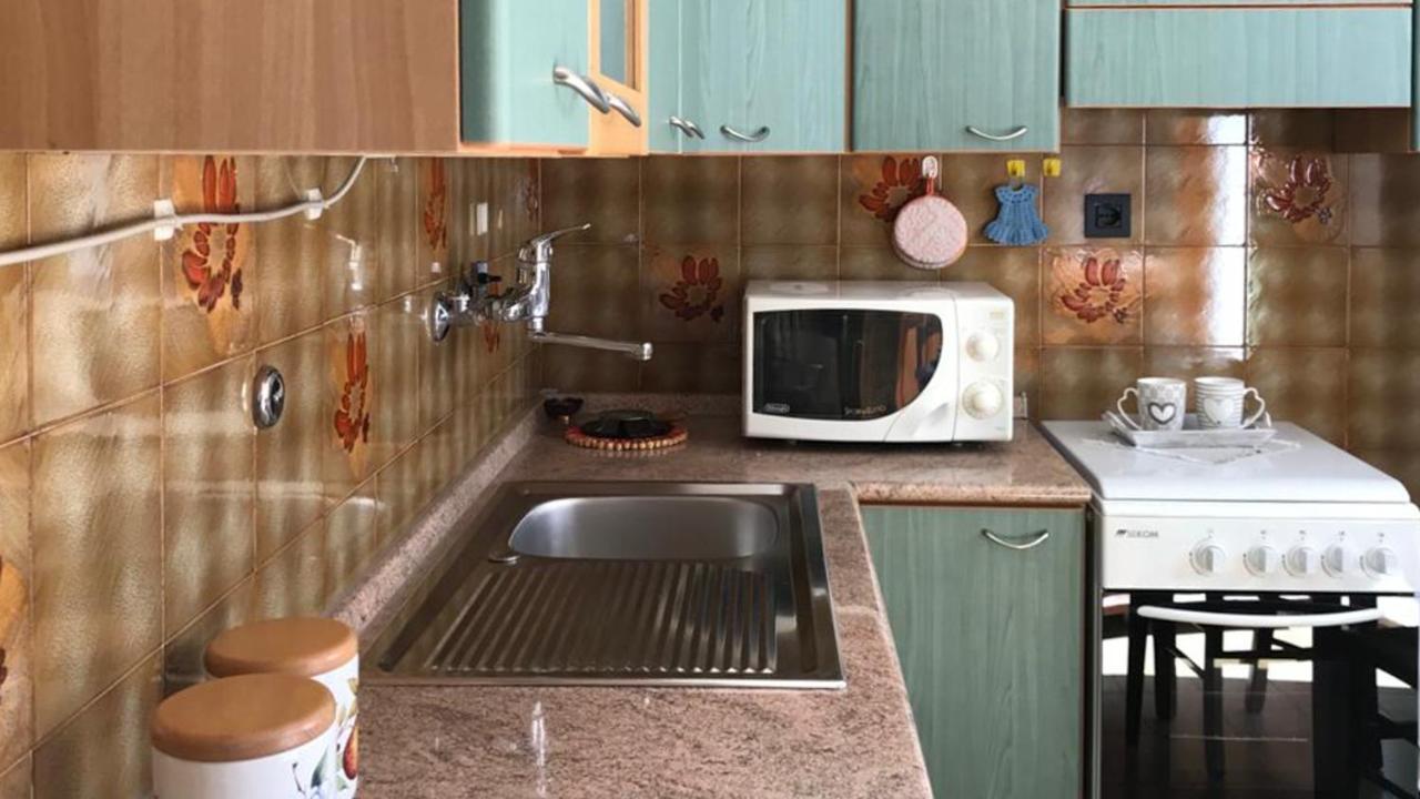 Casa Vacanze Zarinu Orgosolo Kültér fotó