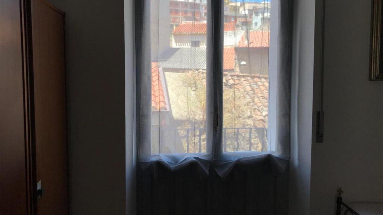 Casa Vacanze Zarinu Orgosolo Kültér fotó
