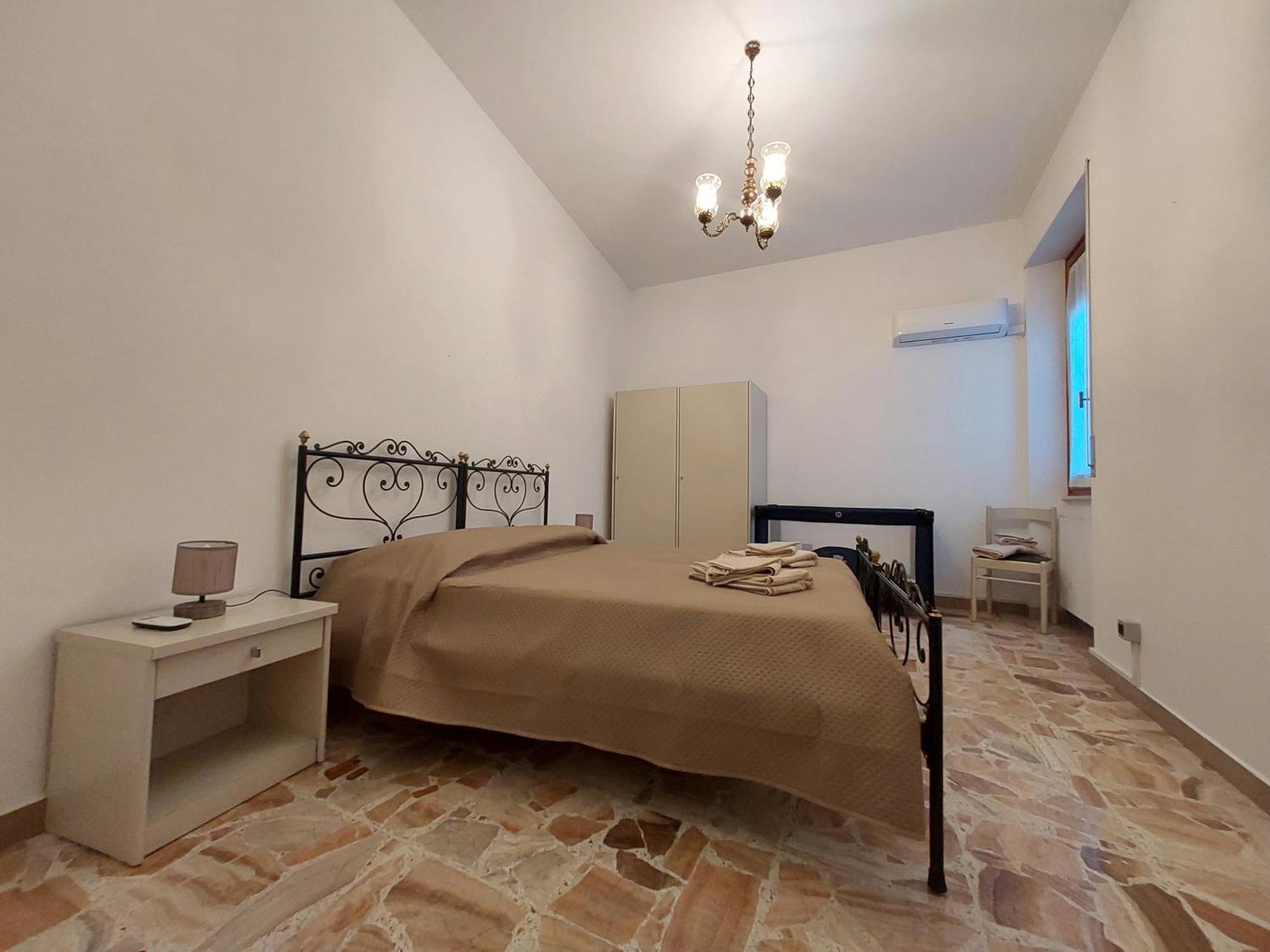 Casa Vacanze Zarinu Orgosolo Kültér fotó